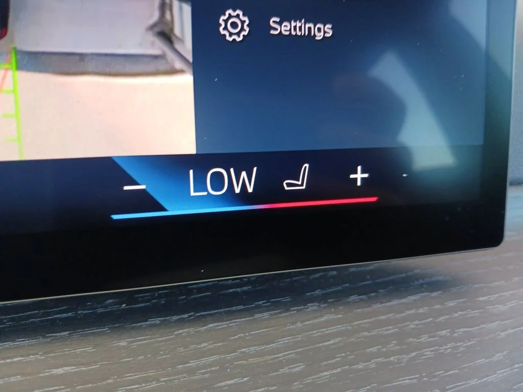 Used 2025 Black BMW 330i image 26
