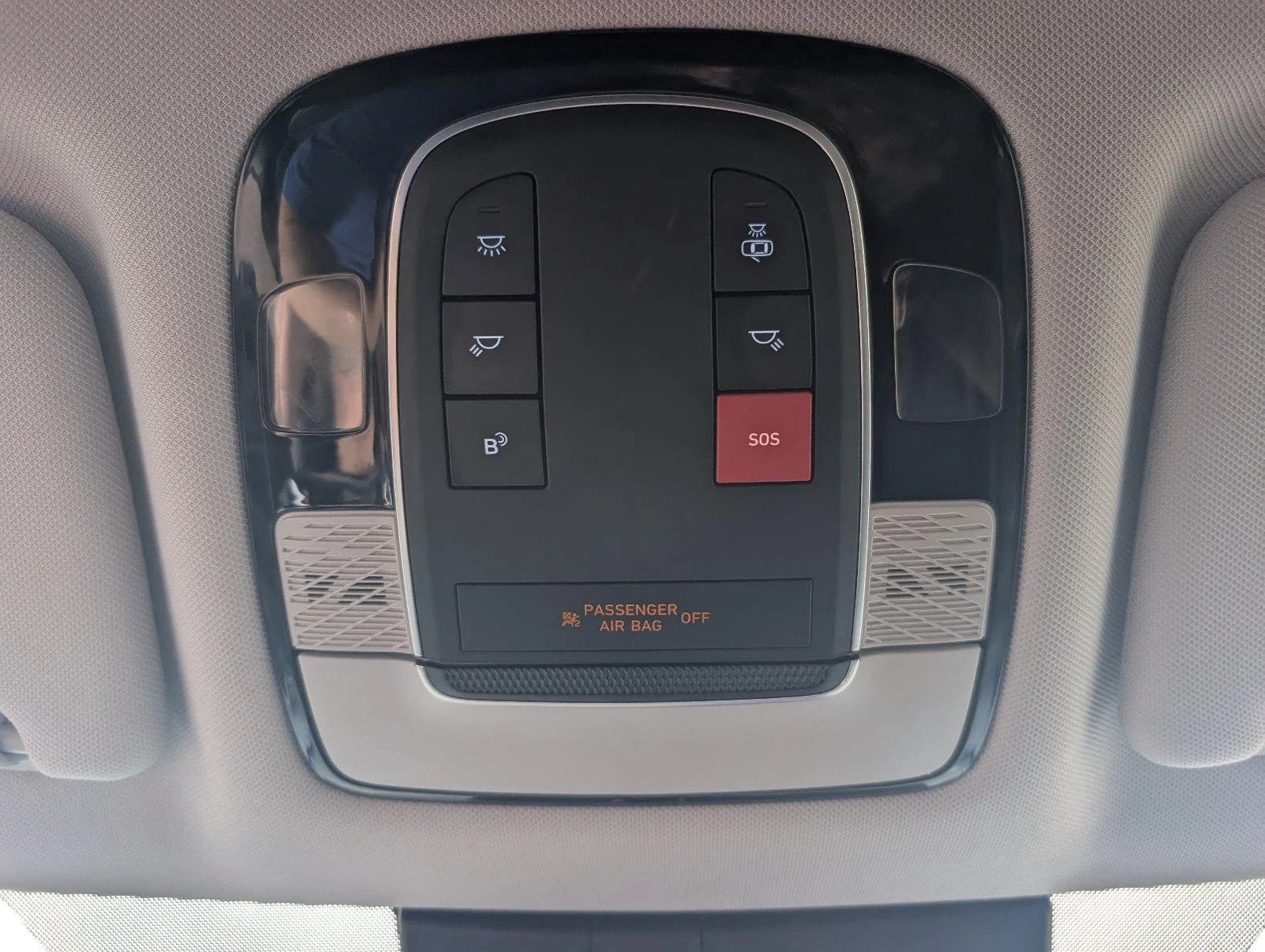 Used 2024 Steel Graphite Hyundai SEL 7P image 19