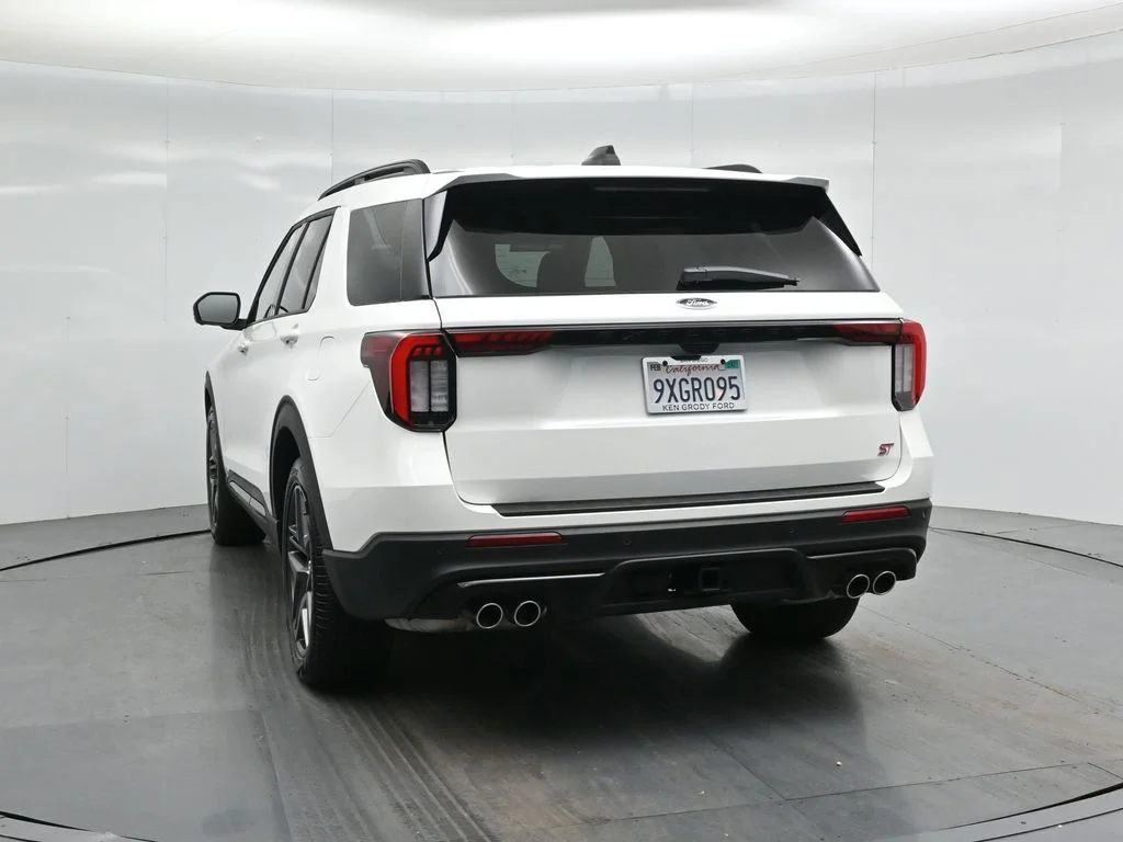 New 2026 Star White Metallic Tri-Coat Ford ST image 30