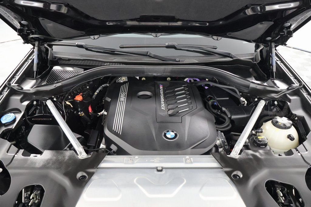 Used 2023 Black Sapphire Metallic BMW M40i image 15