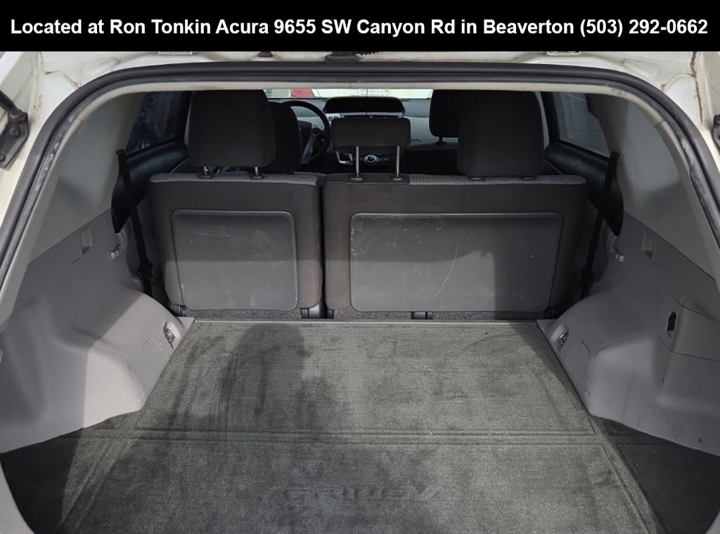 Used 2017 Blizzard Pearl Toyota Two image 9