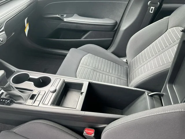 New 2026 Snow White Pearl Kia LXS FWD image 23