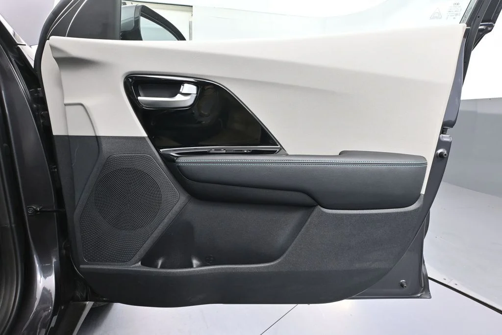 Used 2019 Gray Kia EX image 42
