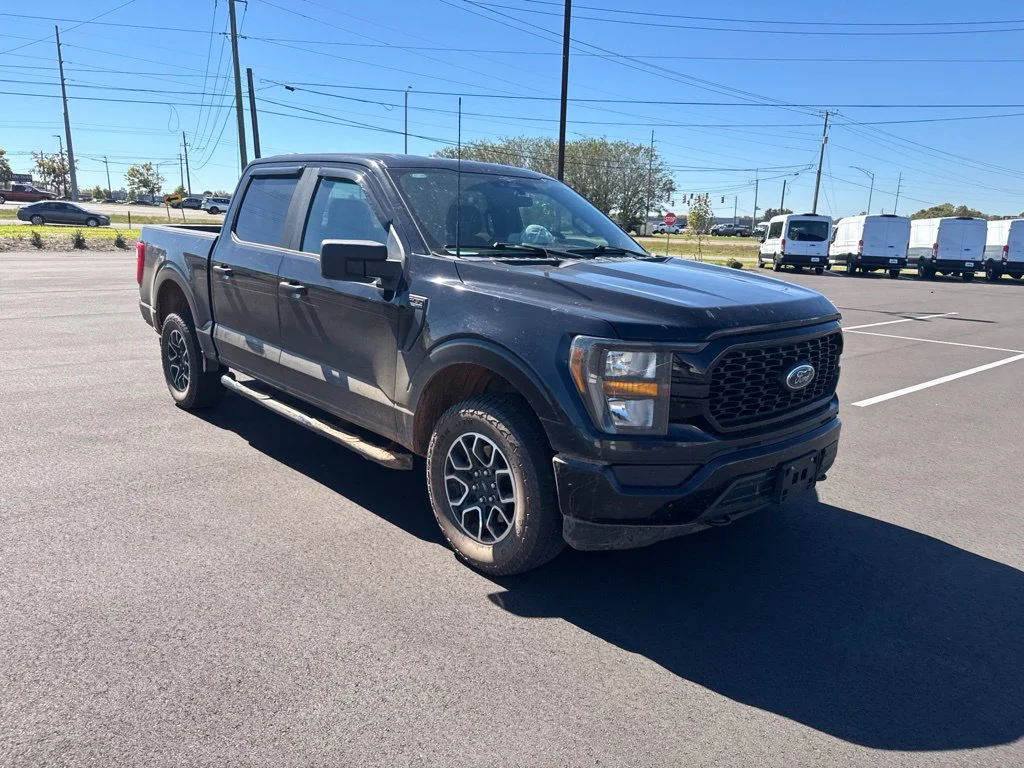 Used 2023 Black Ford XL image 19
