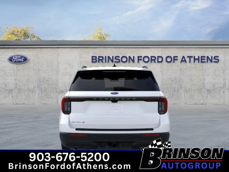 New 2026 Star White Metallic Tri-Coat Ford Active image 5