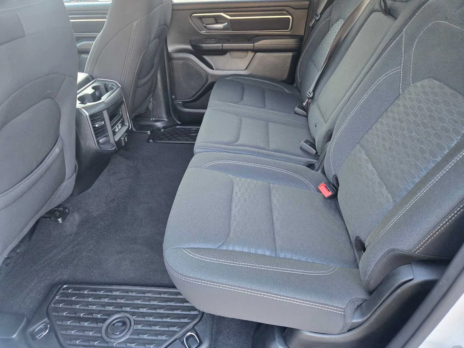Used 2025  Ram Big Horn image 13