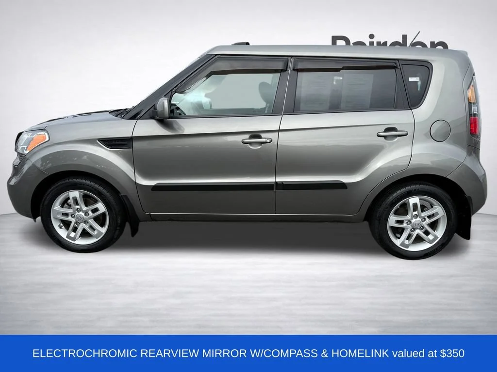 Used 2011 Titanium Kia + image 4