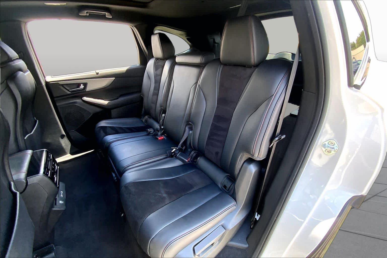 Used 2024 Platinum White Pearl Acura w/A-Spec Package image 21