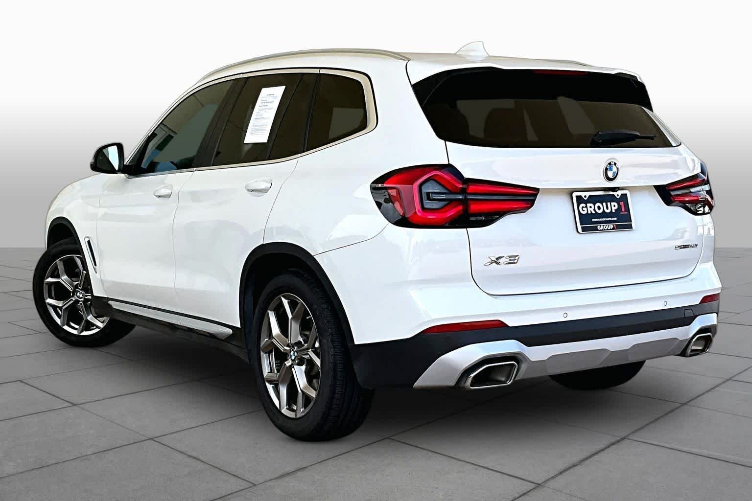 Used 2023 Mineral White Metallic BMW sDrive30i image 11