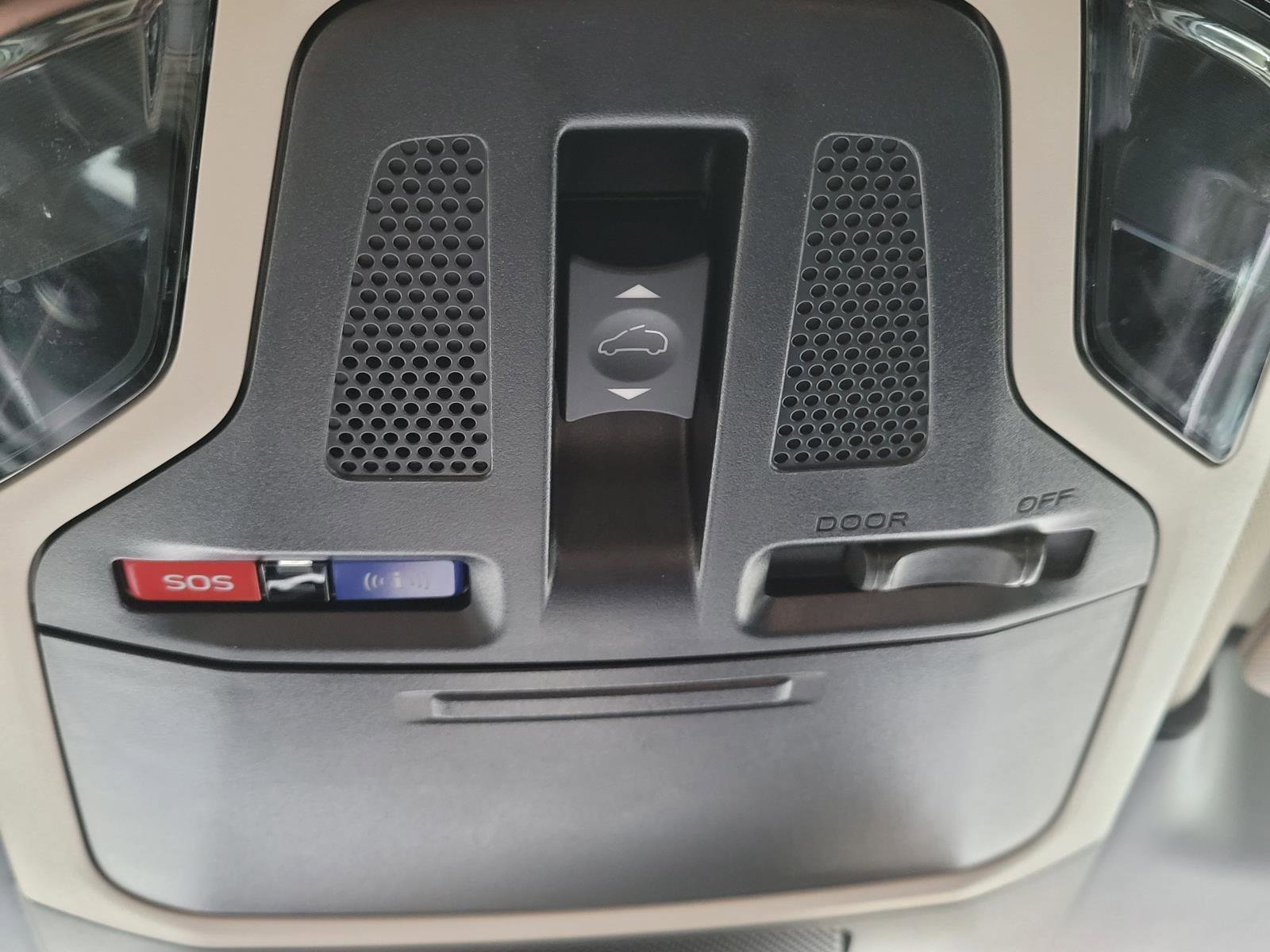 Used 2025 Ice Silver Metallic Subaru Touring XT image 30