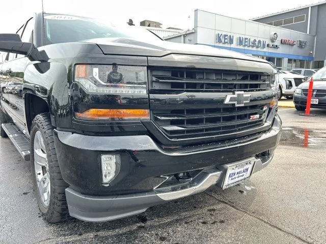 Used 2016 Black Chevrolet LT image 4