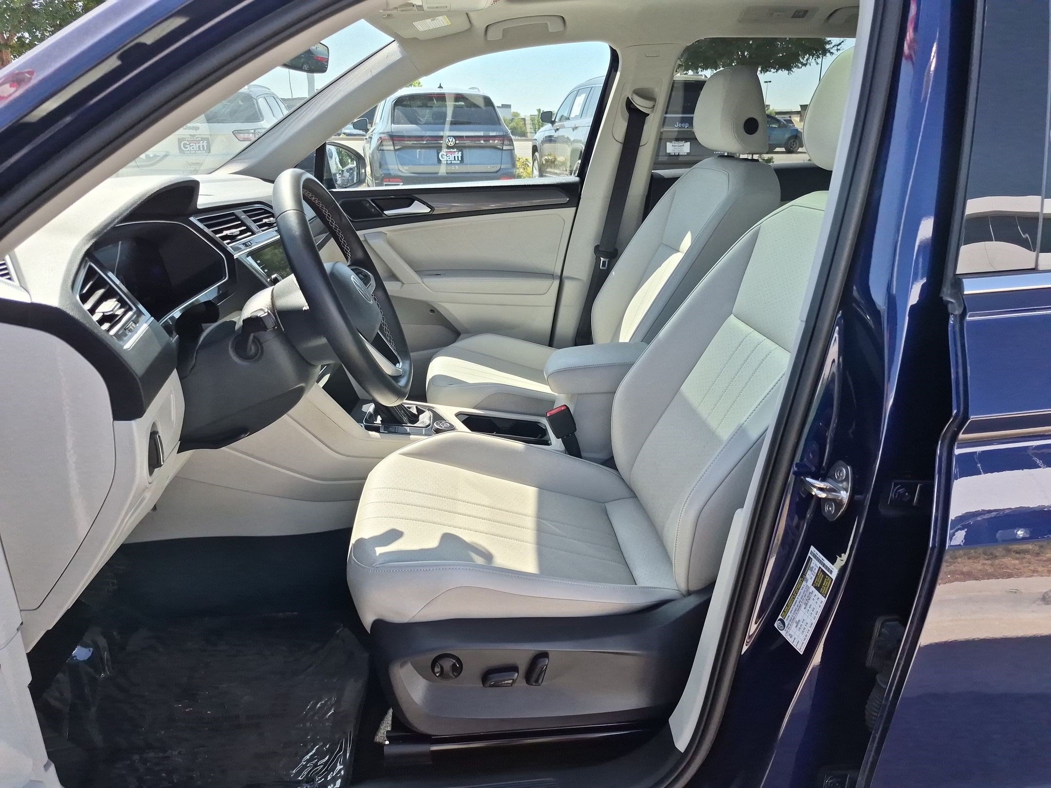 Used 2023 Atlantic Blue Metallic Volkswagen SE image 16