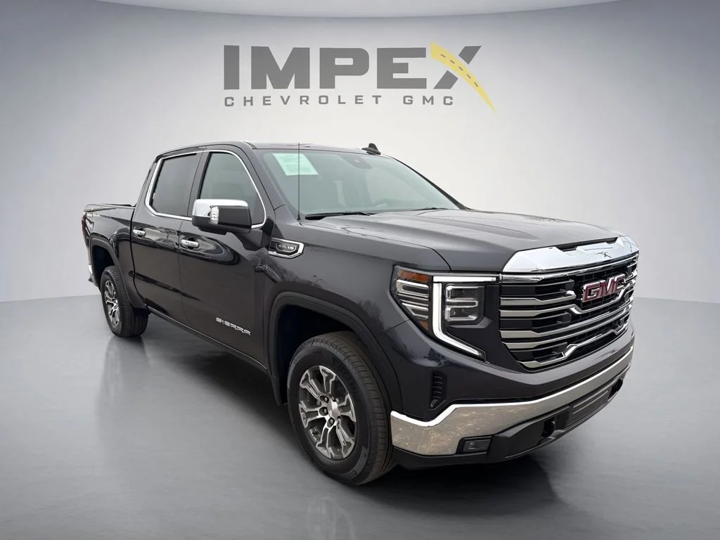 Used 2026 Titanium Rush Metallic GMC SLT image 7