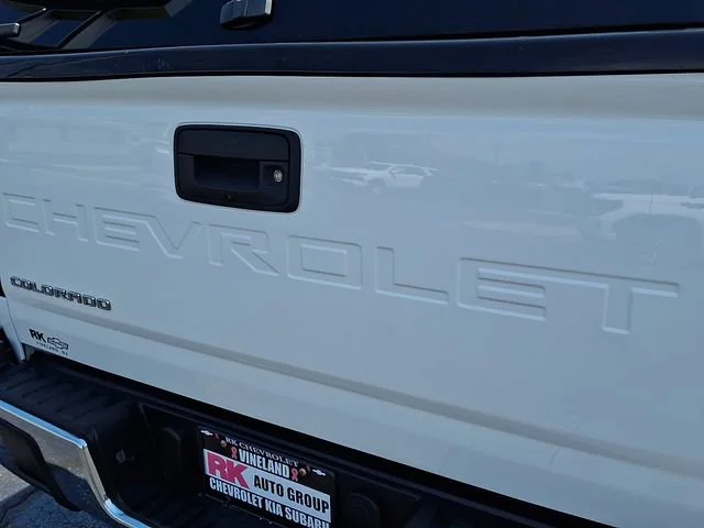 Used 2022 Summit White Chevrolet WT image 29