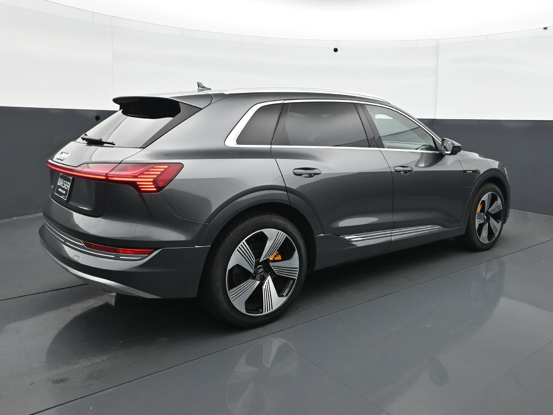 Used 2019 Daytona Gray Pearl Audi Prestige image 9
