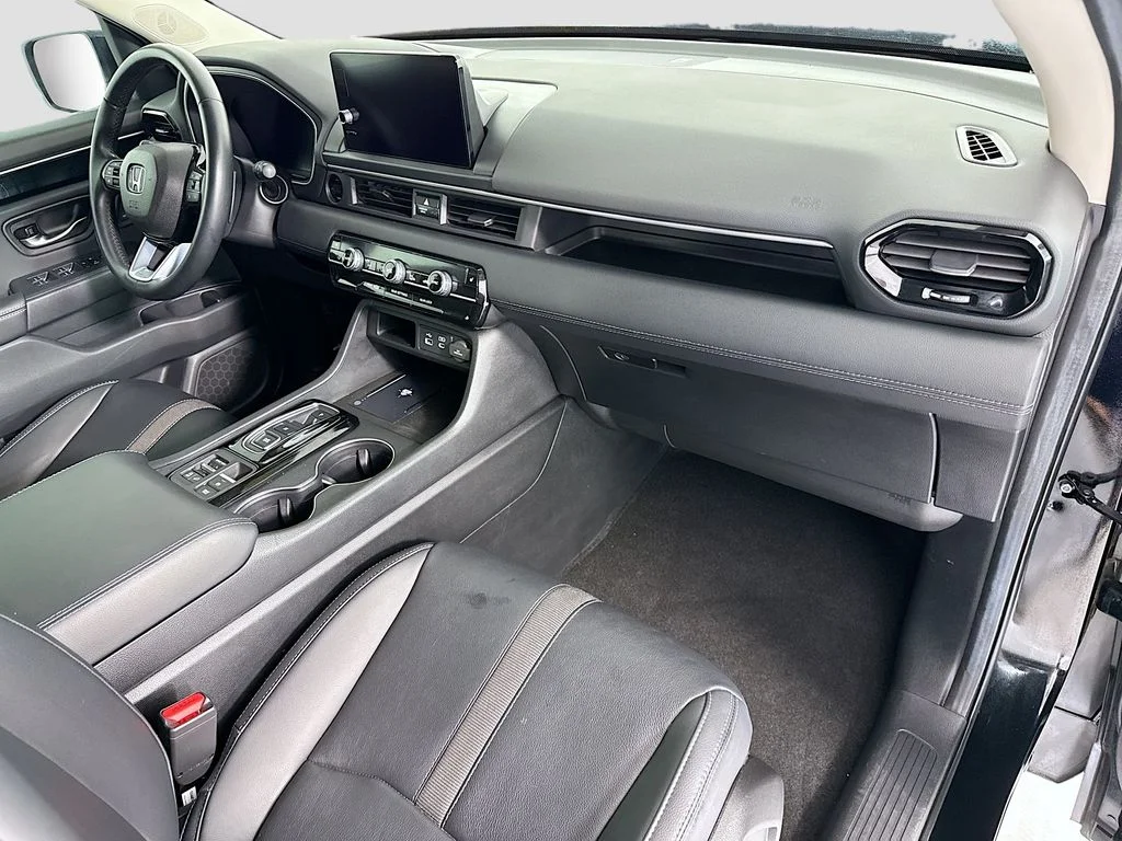 2025 Honda Pilot EX-L - Photo 17