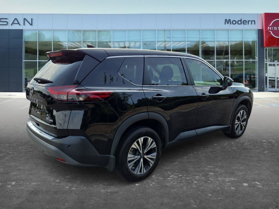 Used 2022 Super Black Nissan SV image 5