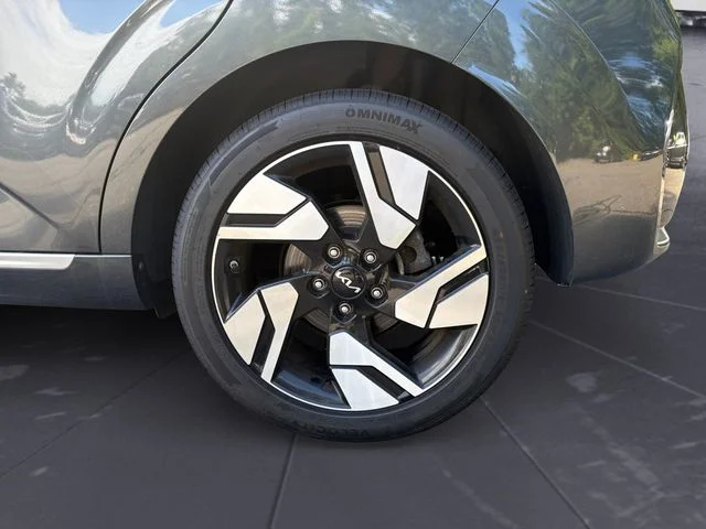 Used 2024 Gray Kia GT-Line image 43