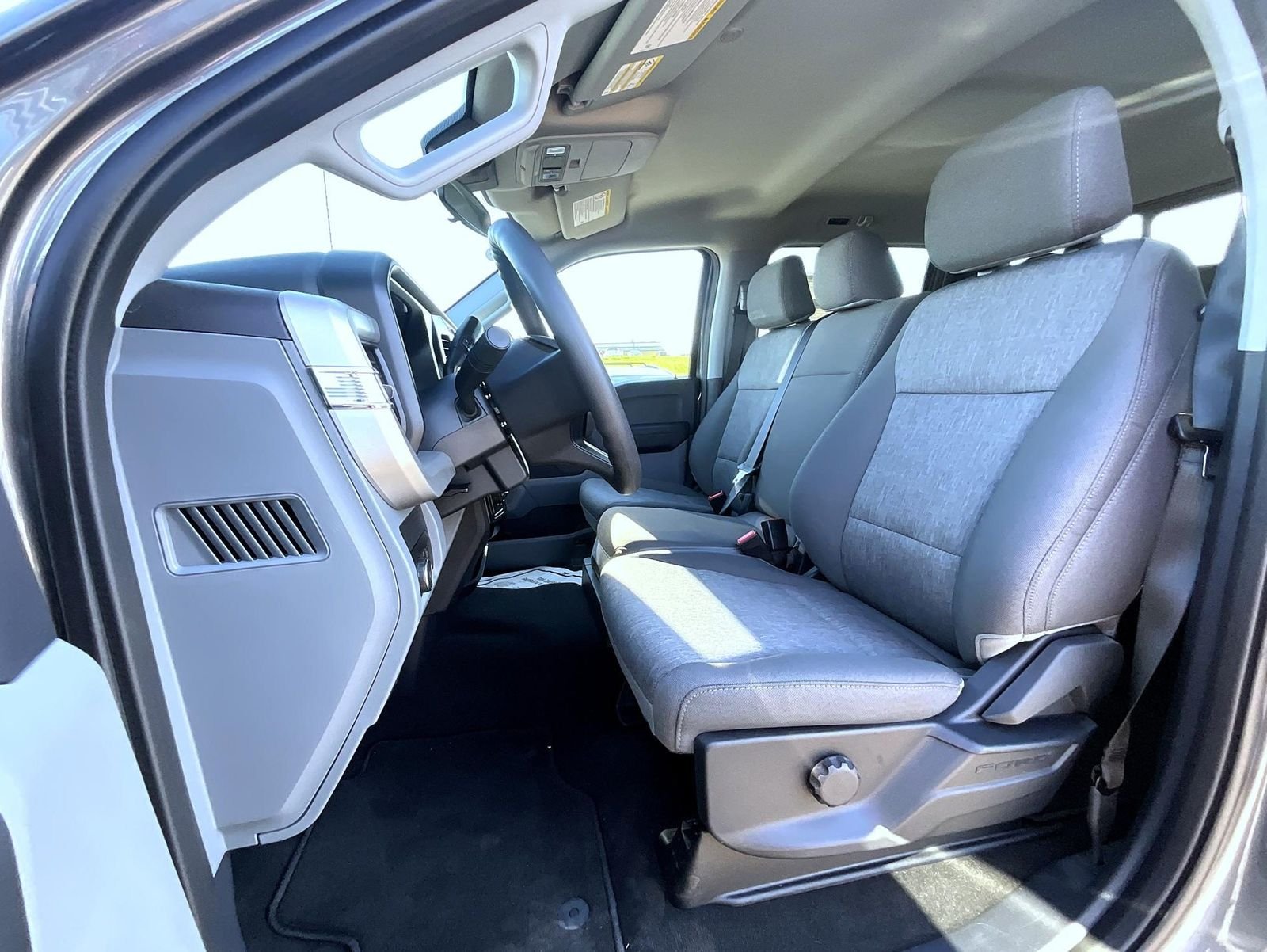 2026 Ford F-250 Super Duty XL - Photo 9