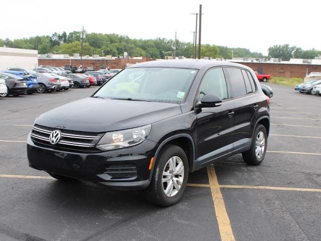 Used 2014 Volkswagen Tiguan S with VIN WVGAV3AX1EW524972 for sale in North Olmsted, OH