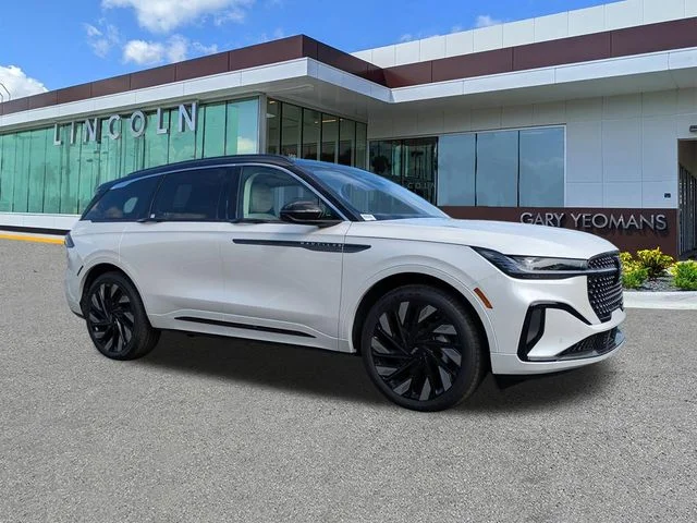 New 2026 White Lincoln Black Label image 2