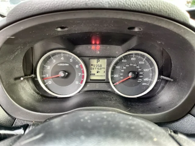 Used 2018 Silver Subaru 2.5i Premium image 12