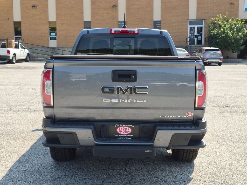 Used 2022 Gray GMC Denali image 4
