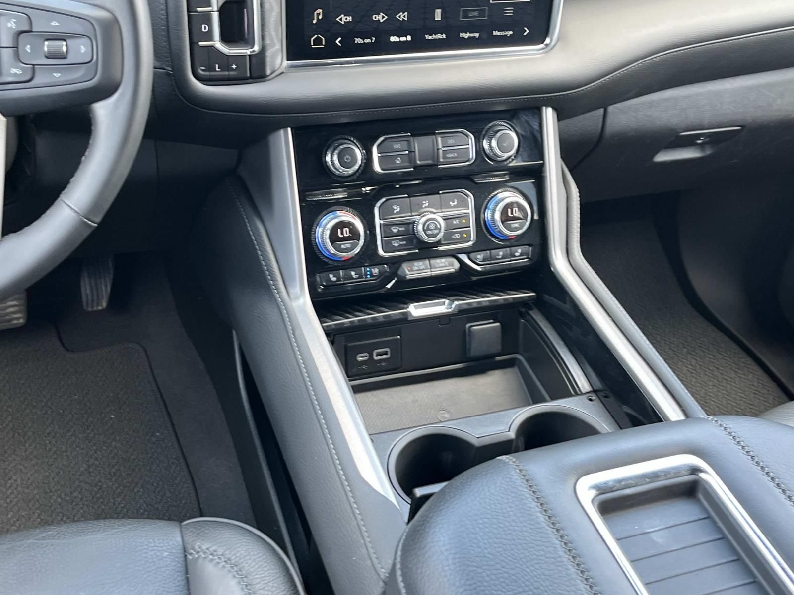 Used 2024 Onyx Black GMC Denali image 14