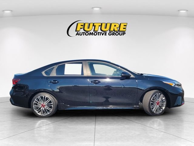 Used 2023 Black Kia GT image 3