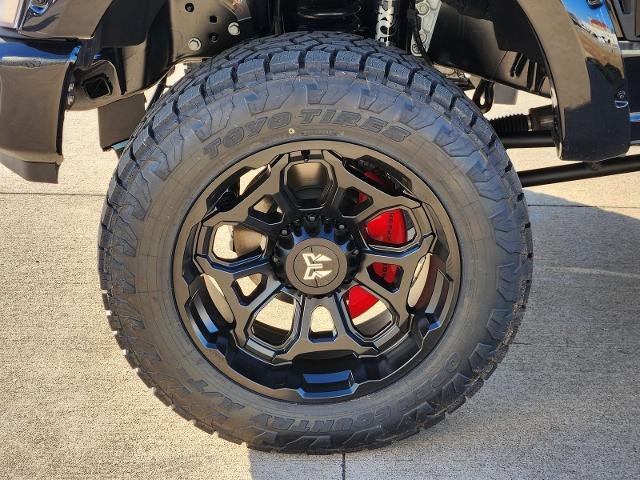 New 2026 Agate Black Metallic Ford F-250® Lariat® image 30