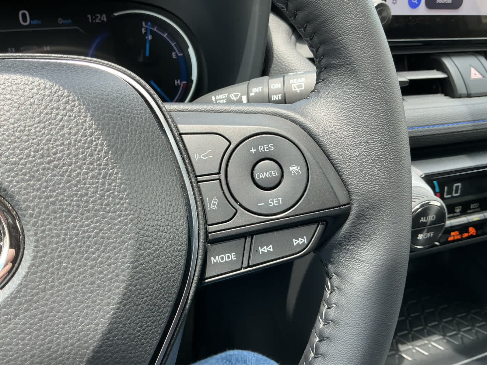Used 2025 Magnetic Gray Metallic Toyota Hybrid SE image 27