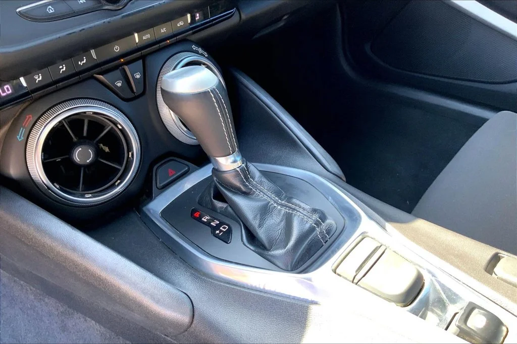 Used 2017 Silver Chevrolet 1LT image 15