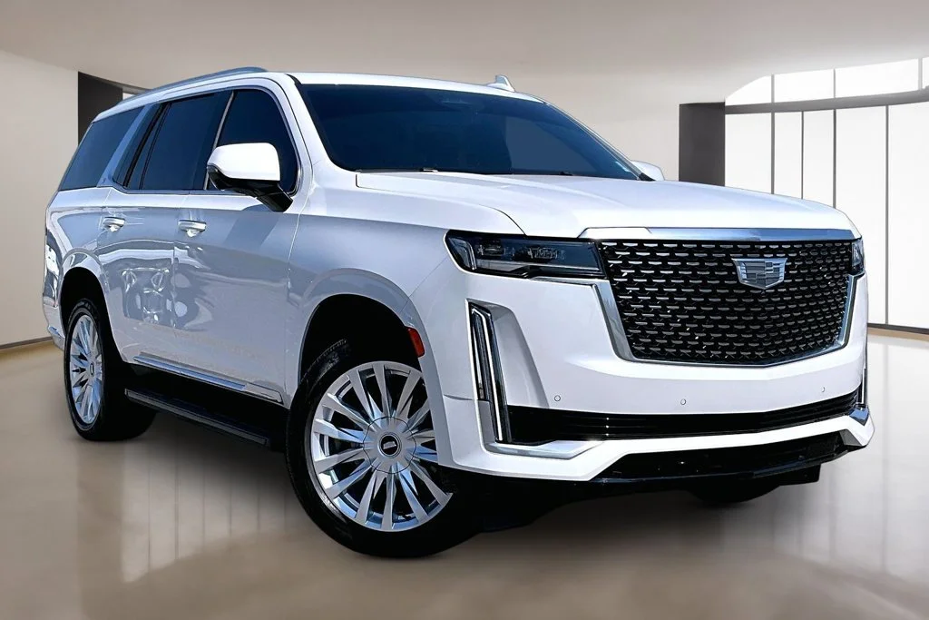 Used 2021 White Cadillac Luxury image 11