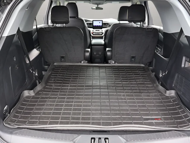 Used 2023 Gray Ford XLT image 16