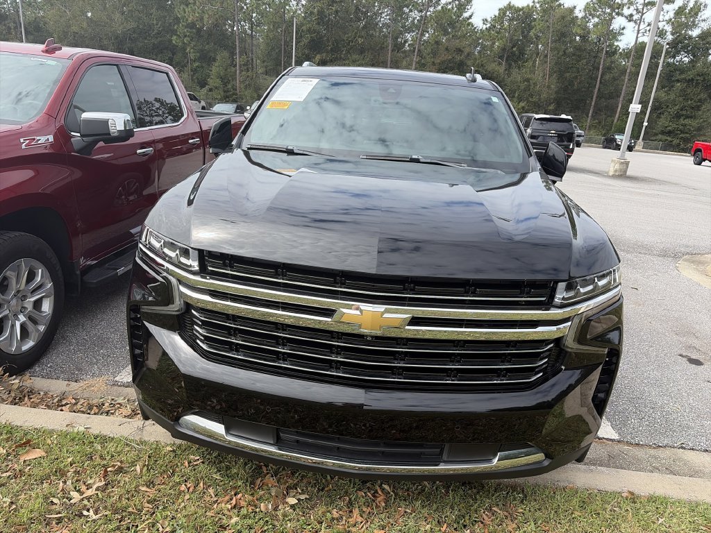 Used 2022 BLACK Chevrolet LT image 3