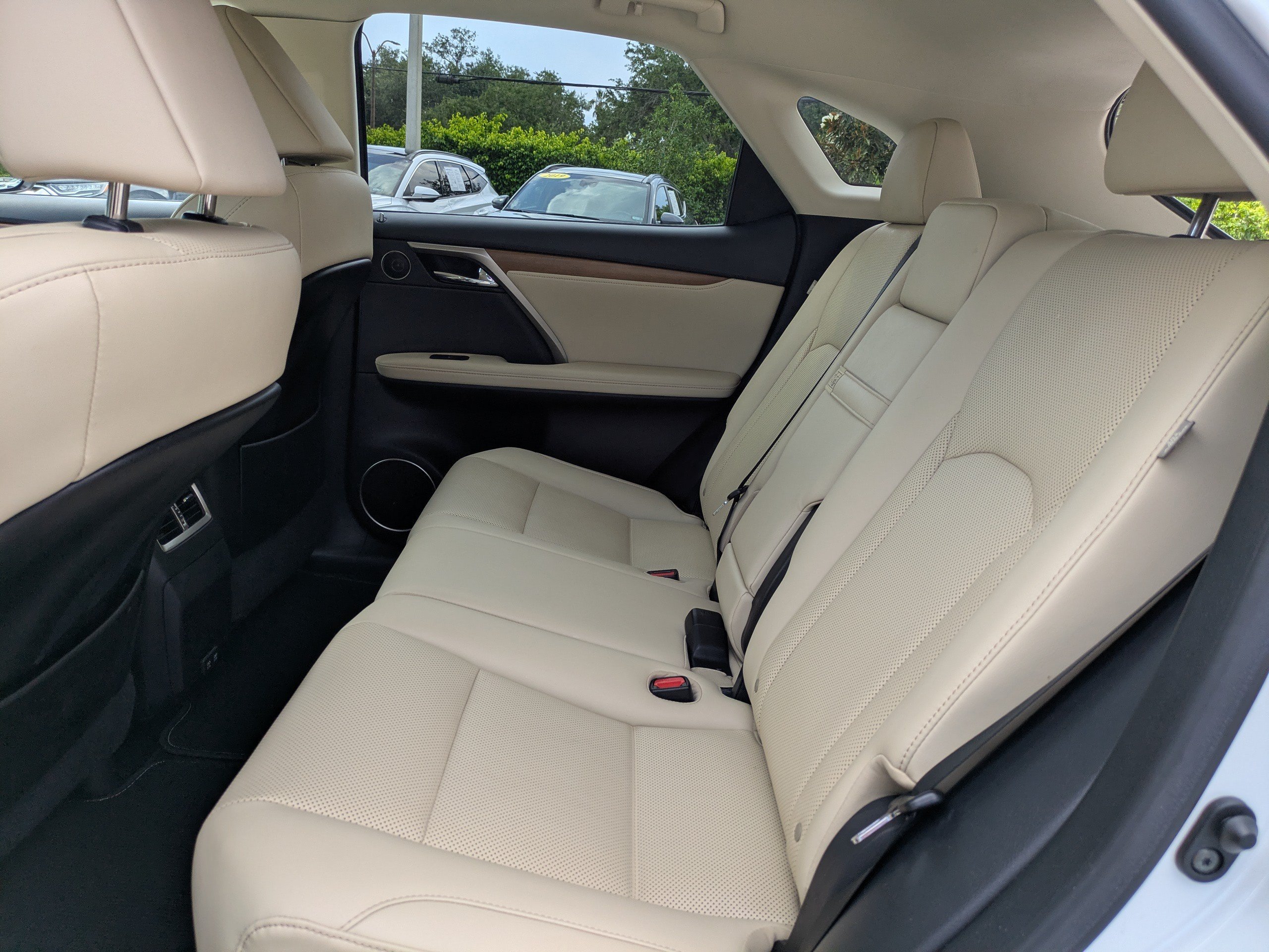 2021 Lexus RX 350 - Photo 13