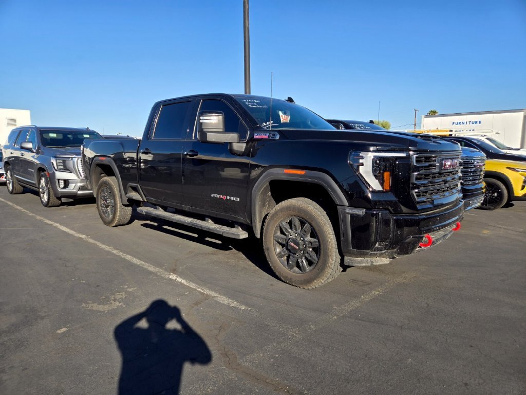 Used 2025 Onyx Black GMC AT4 image 1