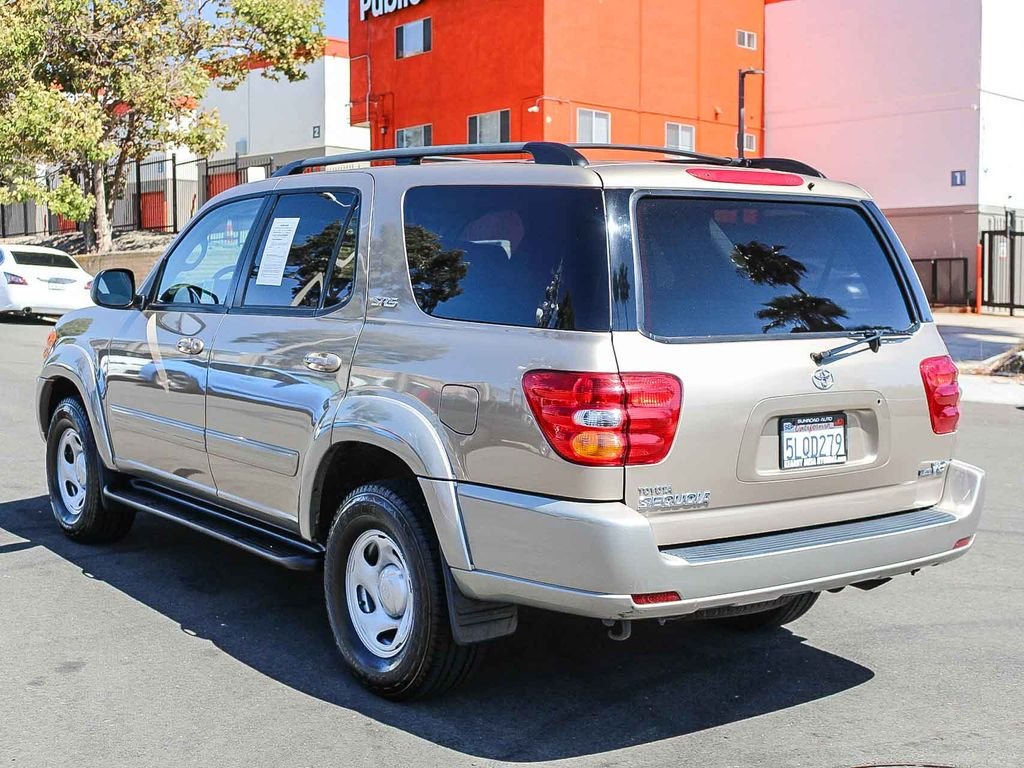 Used 2004 Gold Toyota SR5 image 6