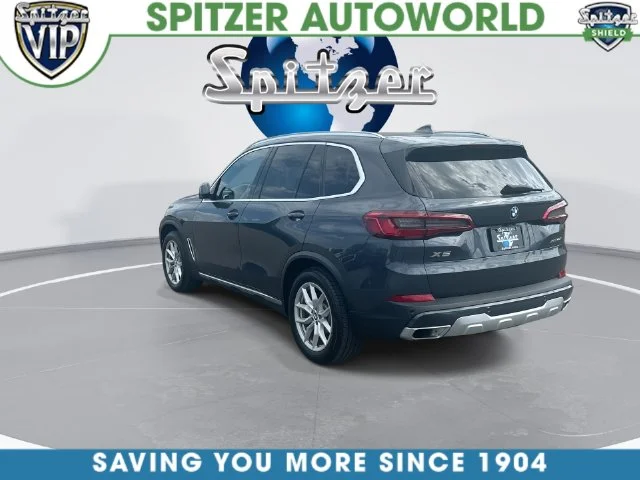 Used 2019 Gray BMW xDrive40i image 8
