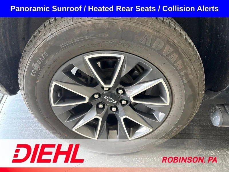 Used 2023 Black Chevrolet Z71 image 9