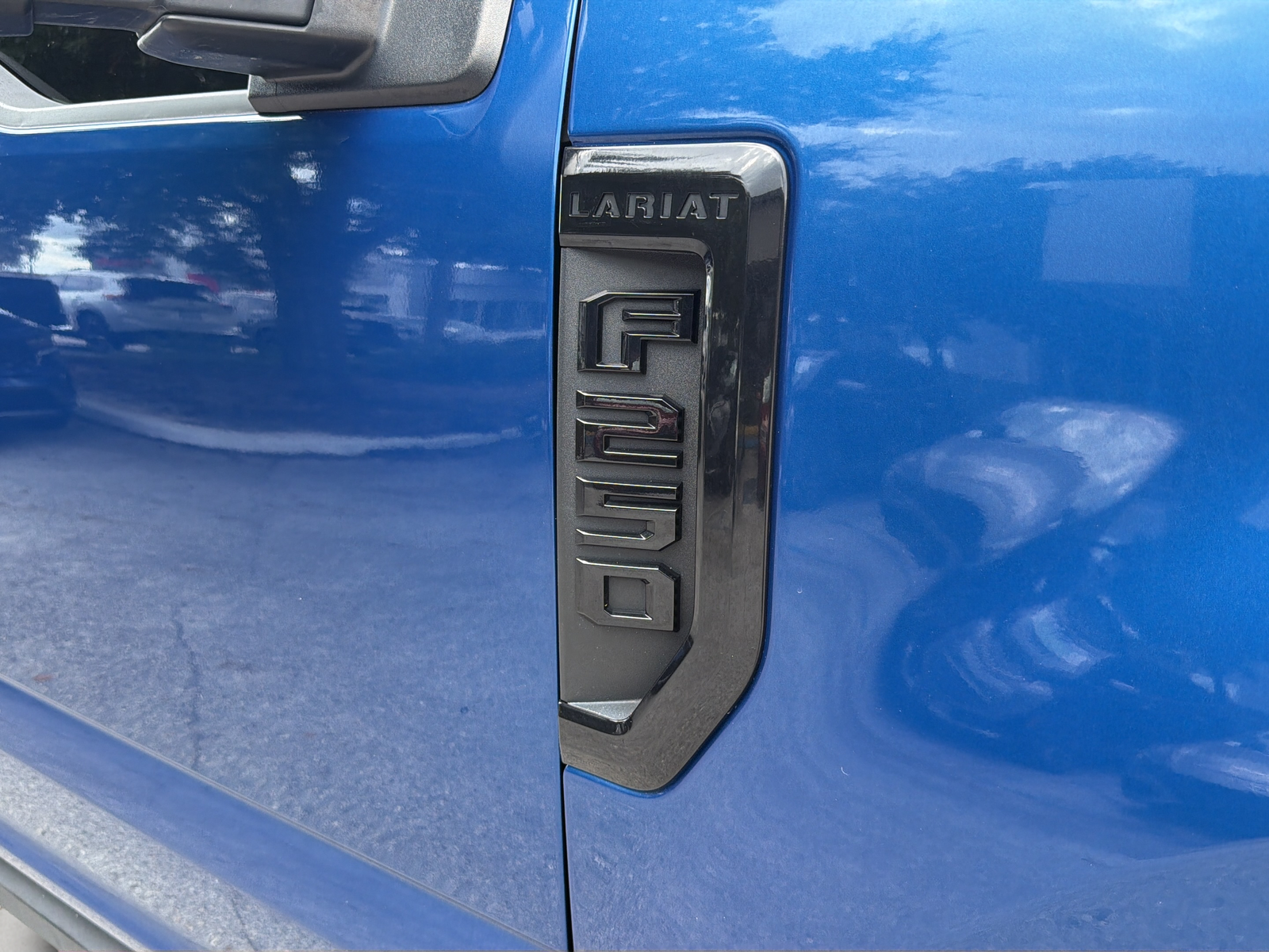 Used 2022 Blue Ford Lariat image 39