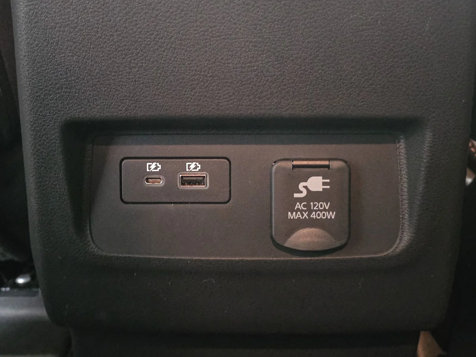 New 2026 Super Black Nissan Crew Cab SV image 23