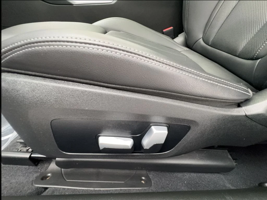 Used 2022 Red BMW 230i image 23
