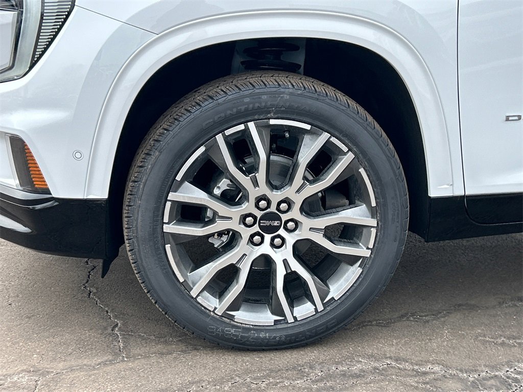 2026 GMC ACADIA - Image 10