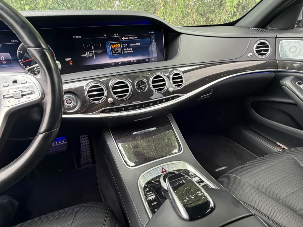 Used 2019 Iridium Silver Metallic Mercedes-Benz S560 4MATIC® image 13