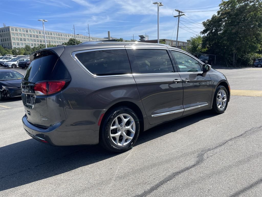 Certified Used 2019 Gray Chrysler Limited image 8