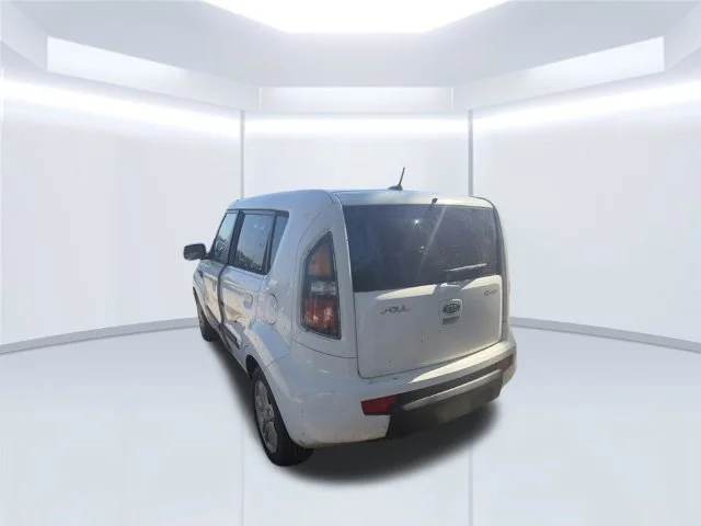 Used 2010 White Kia Plus image 8
