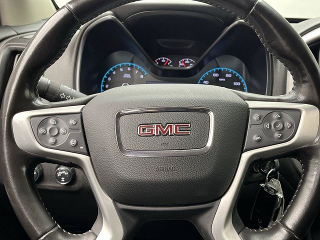 Used 2020 Marine Blue Metallic GMC 4WD SLT image 16