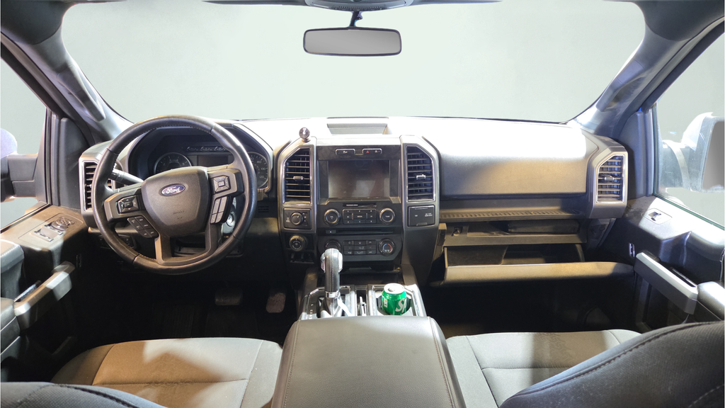 Used 2018 Blue Ford XLT image 9