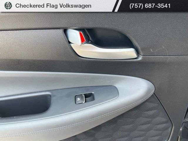 Used 2023 Portofino Gray Hyundai SE image 24